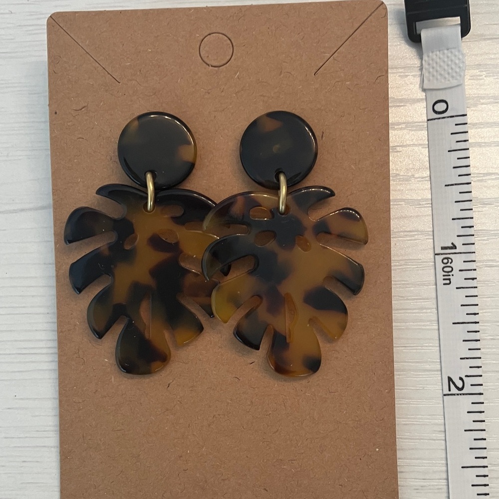 J. Crew Factory Tortoise Leaf Earrings - Picture 4 of 6